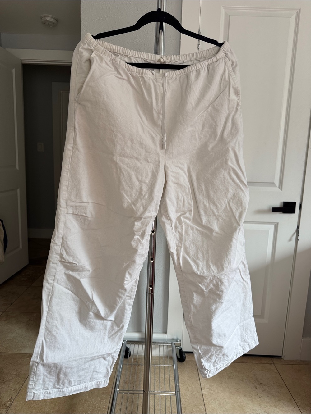 Aritzia White Wide-Leg Cotton Pants